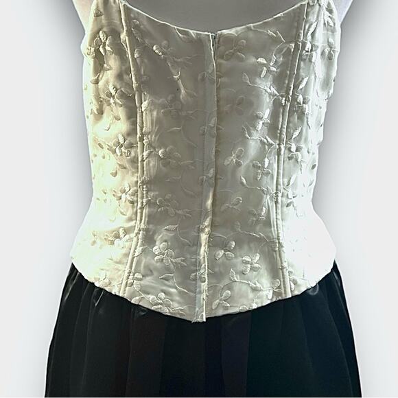 JESSICA McCLINTOCK🎃GUNNE SAX VTG Black/Ivory Embellished Corset Maxi Dress 7/8 - Picture 13 of 16